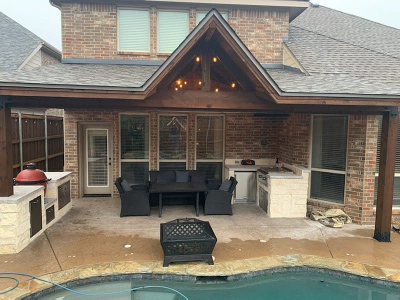 Custom cedar pergola in Plano, TX — 6x6 posts with cut cedar corner detail